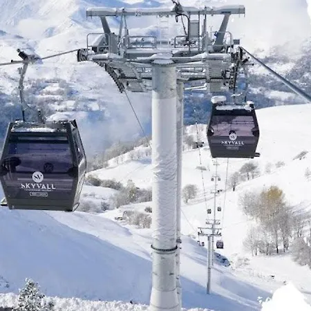 10 Personnes Avec Balcon A Peyragudes - 3 Chambres, Navette Gratuite, Casier Skis - Fr-1-695-18 Germ